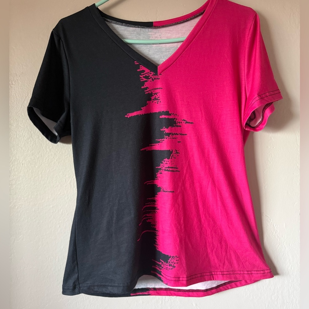 Emery Rose - Pink and Black V-Neck Women's Top